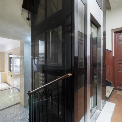 veer elevators